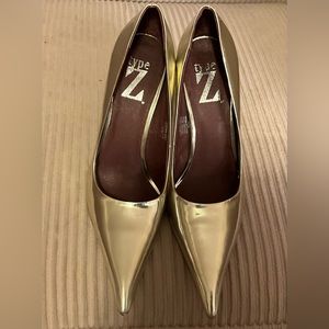 Type Z stilettos NEW